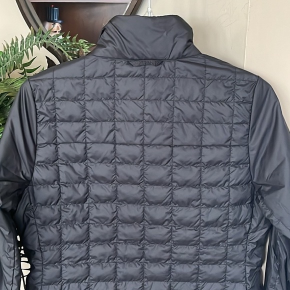Brand New The North Face Thermoball Eco Down Insulated Black Zippered Jacket - Picture 9 of 15